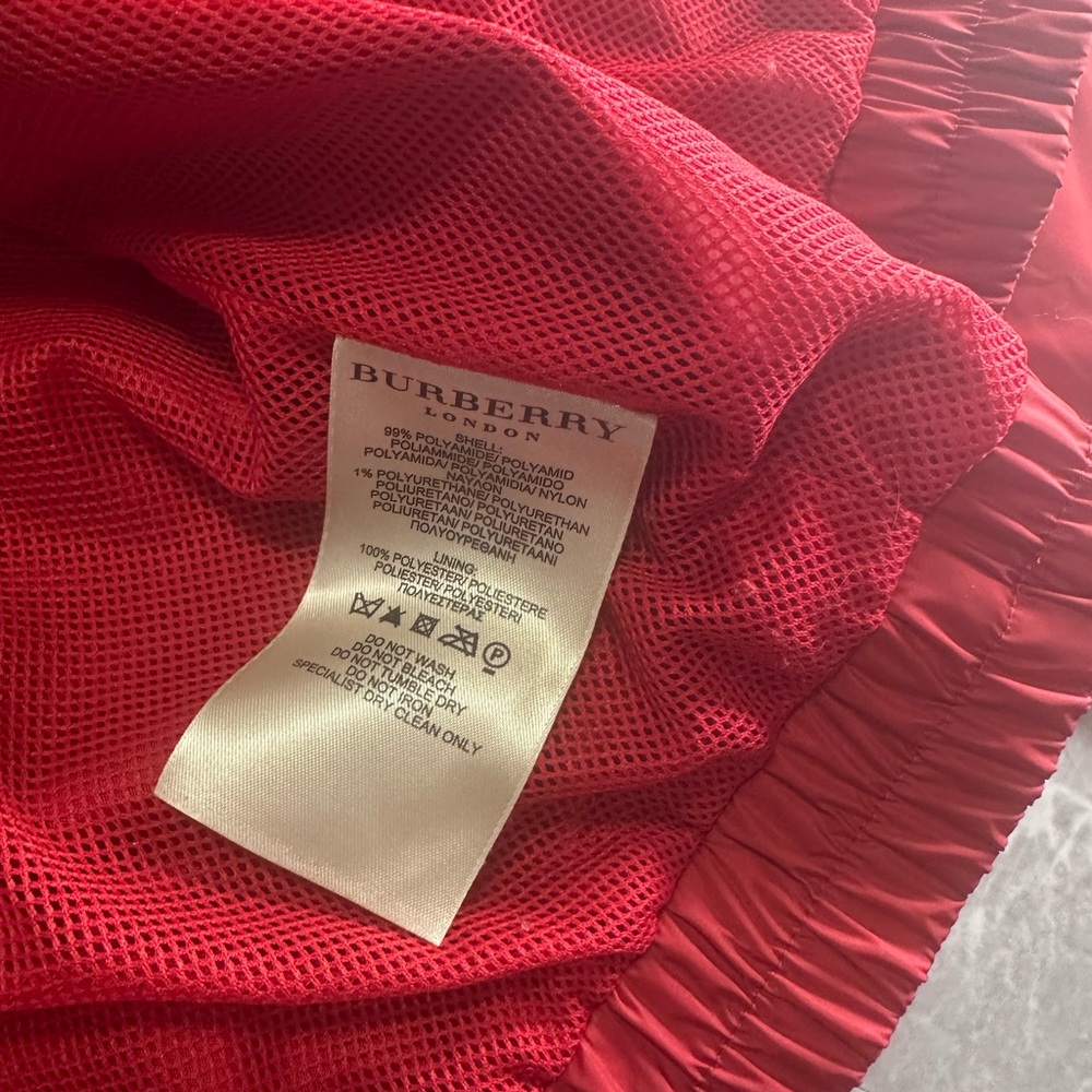 Burberry London Red Modern Lightweight Jacket Excellent Condition Size M $600 - Picture 8 of 10
